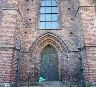 Außenansicht Sankta Maria Kyrka
