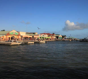 Belize City vom Meer aus