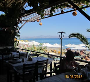 Bester Strand ist bei der Stochos Taverne