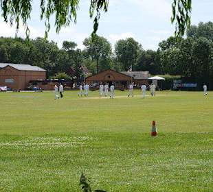 Cricket in Stratford upon Avon