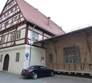 Seitliche Ansicht mit Anbau