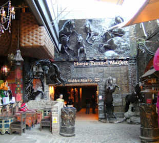EIngang zum Horsemarket