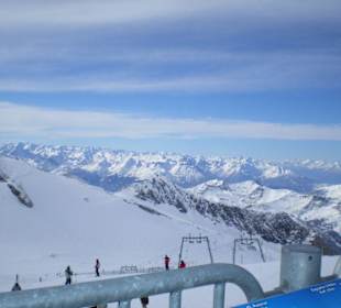 3250m