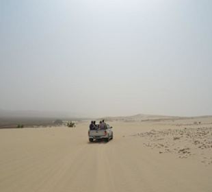 Mit den Pick Up's durch die Deserto Viana
