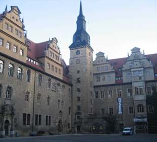 Zamek od strony dziedzińca- wejście do muzeum 