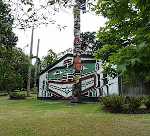 Langhaus im Thunderbird Park