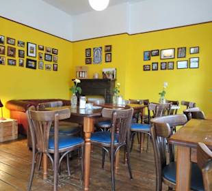 In den Räumen des Café Lisboa