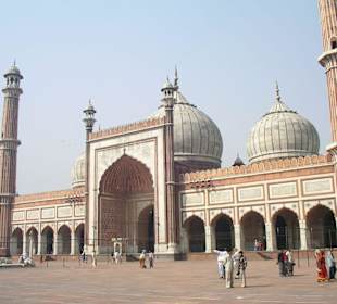 Im inneren der Fatehpuri-Moschee