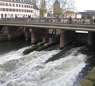 Altstadt Straßburg im Frühling