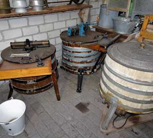 Rundgang durch die Gulfhofanlage des Museums