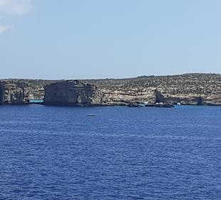  Blaue Lagune in Insel Comino