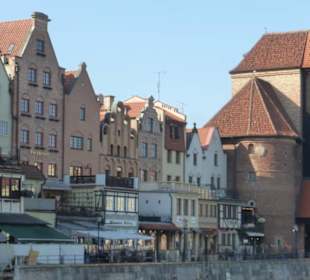 Das Krantor von der Grünen Brücke aus gesehen