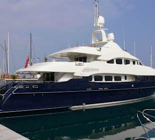 Tolle Boote im Hafen