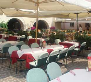 Viele Touristen brauchen Platz