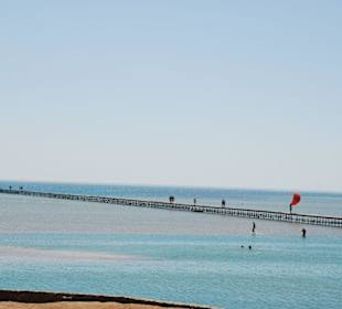 Steg am Zeytounabeach
