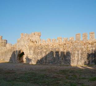 Mamura Kalesi ( Burg Anamur )