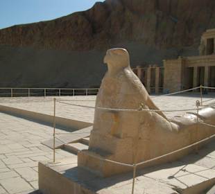 Seitlicher Blick zum Eingang