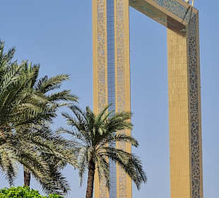 The Dubai Frame