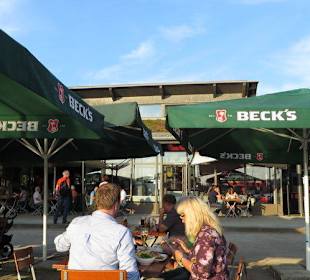 Abends auf der Terrasse