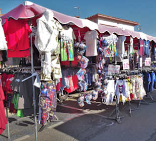 Impressionen vom Wochenmarkt Saint-Cyprien-Plage