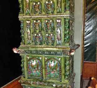 Rundgang durch die Räume des Wasserschlosses