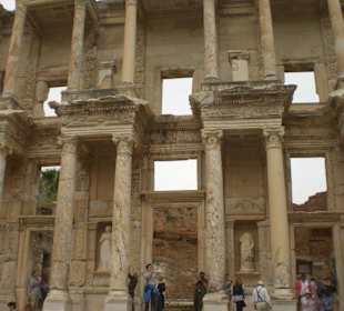Cesus-Bibliothek