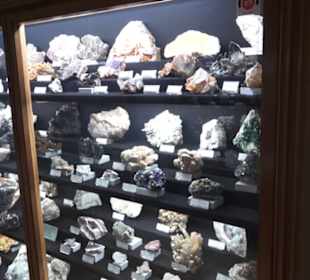 Museum für Mineralien und Mathematik