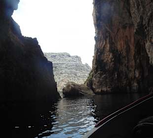Jasknie Morskie Blue Grotto