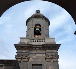 Dzwonnica katedry św. Anny