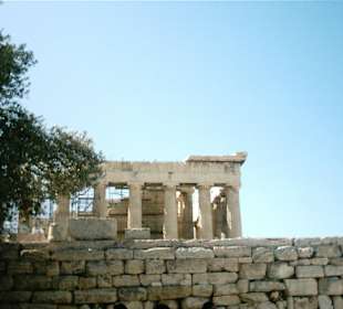 Tempio nel parco del Partenone