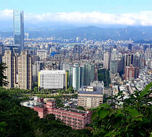 Elephant Mountain Xiangshan Hiking Trail