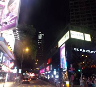 Towards Kowloon park 