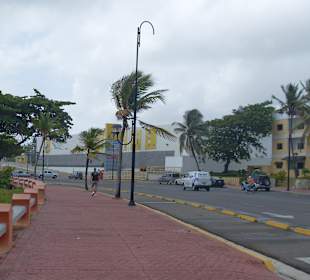 Strandboulevard - LaSirena (Supermarkt )