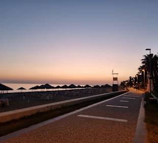 Strandpromenade Side