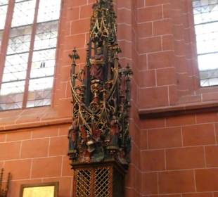 Im Kaiserdom St. Bartholomäus in Frankfurt