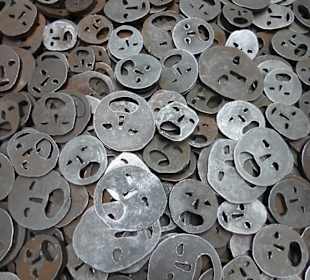 Installation Shalechet (Gefallenes Laub)