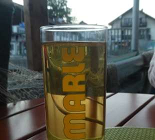 Gasthaus Arbersee: beim Abendessen im Biergarten