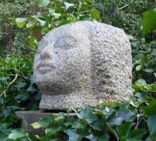 Skulpturen im Park Schloss Moyland