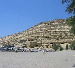 Die Höhlen von Matala