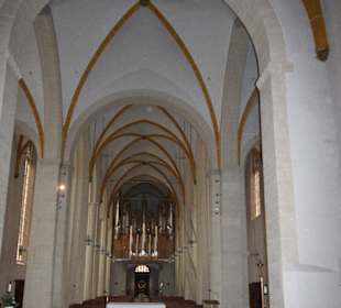 Blick in das Kirchenschiff