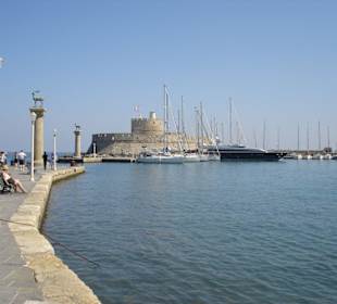 Hafeneinfahrt von Rhodos