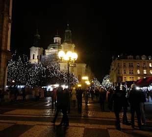 Weihnachtsflair am Altstädter Ring