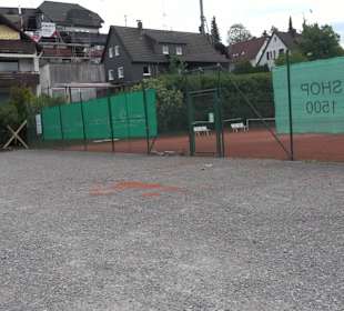 Tennisplätze Lützenhardt