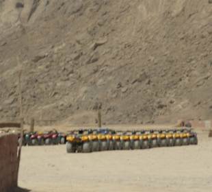 Ouadfahren durch die Wüste