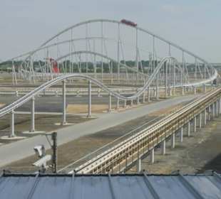 Die schnellste Achterbahn der Welt