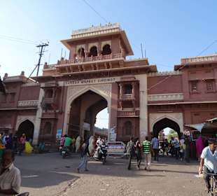 Eingangstor zum Markt