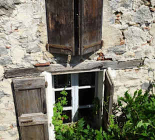 Rundgang durch die Altstadt von Eus