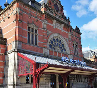 Das Zentralgebäude des Bahnhof Groningen