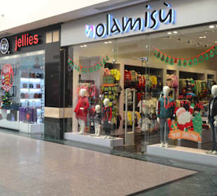 Shops in der Senzo Mall