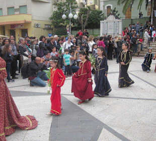Mittelalterlicher Umzug in Villaputzu